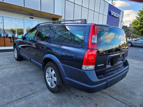 Used 2004 Volvo XC70 AWD/4WD image 7