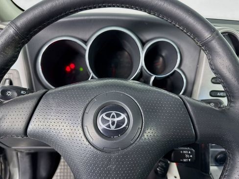 Used 2008 Toyota Matrix XR image 16