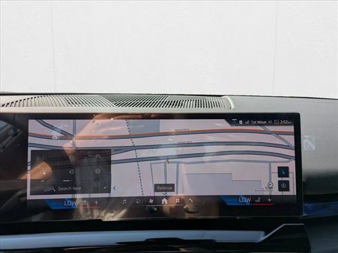 Used 2026 BMW i5 eDrive40 w/ M Sport Package image 13