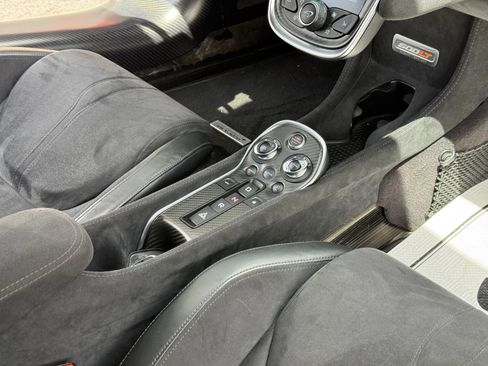 Used 2019 McLaren 600LT RWD image 41