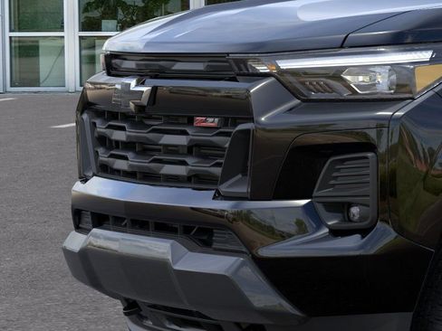 New 2026 Chevrolet Colorado Z71 w/ Midnight Edition image 13