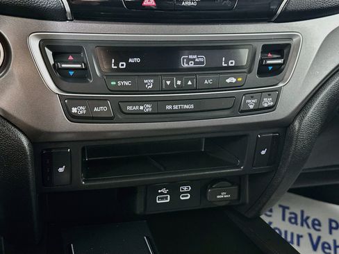 Used 2024 Honda Passport EX-L image 15