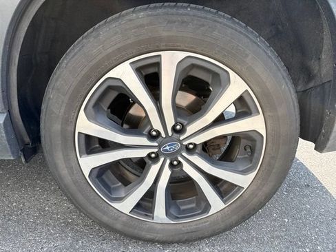 Used 2022 Subaru Forester Limited AWD/4WD image 19