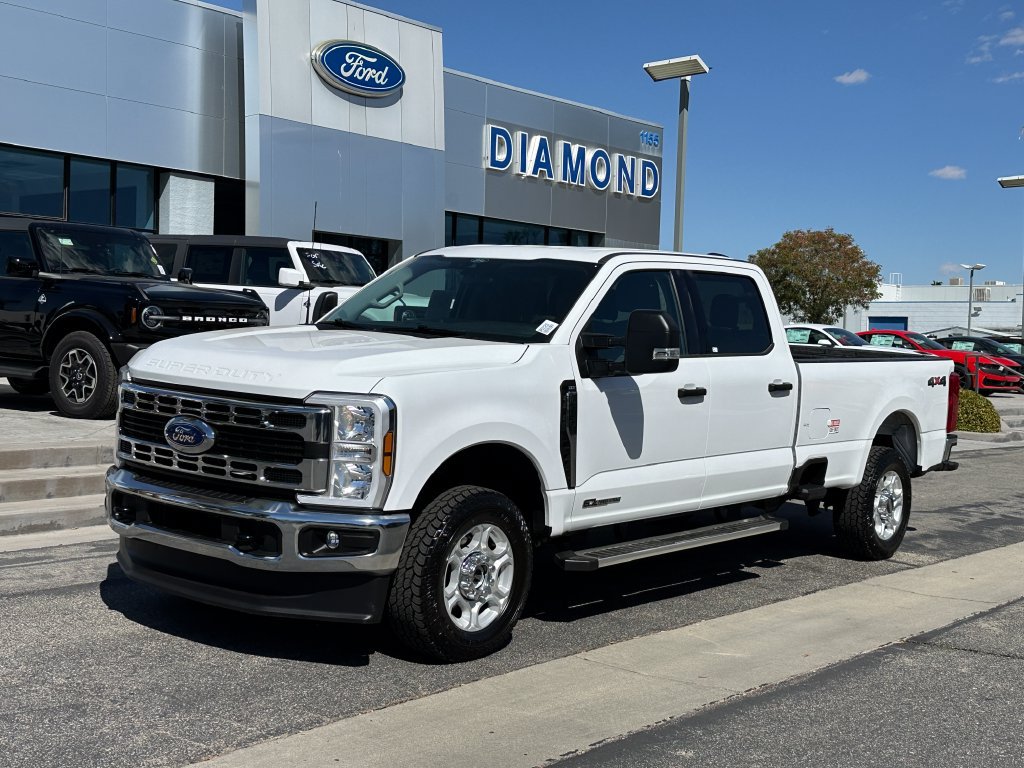 Used 2025 Ford F250 XLT AWD/4WD image 2