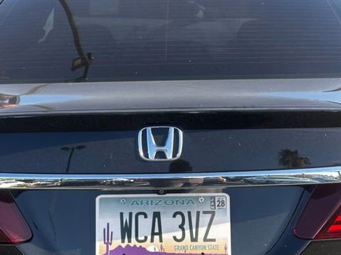 Used 2017 Honda Accord Sport Special Edition image 12