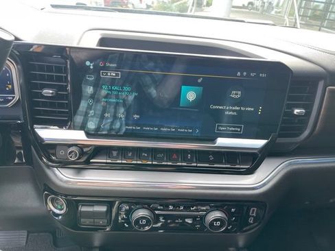 Certified 2024 Chevrolet Silverado 3500 High Country w/ High Country Premium Package AWD/4WD image 9