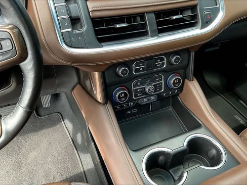 Used 2021 Chevrolet Tahoe High Country AWD/4WD image 20