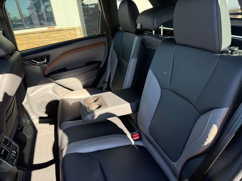 Used 2025 Subaru Forester Sport w/ Popular Package #2 image 4