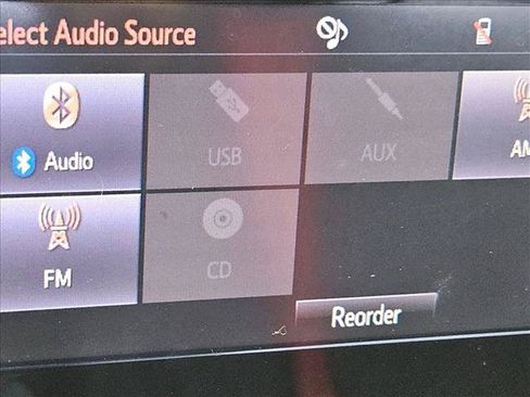 Used 2019 Toyota Corolla LE FWD image 13