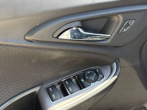 Used 2022 Chevrolet Malibu RS FWD image 6