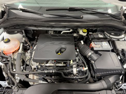 Used 2020 Ford Escape SE image 20