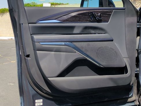 Used 2025 Cadillac Escalade IQ Luxury 1 AWD/4WD image 25