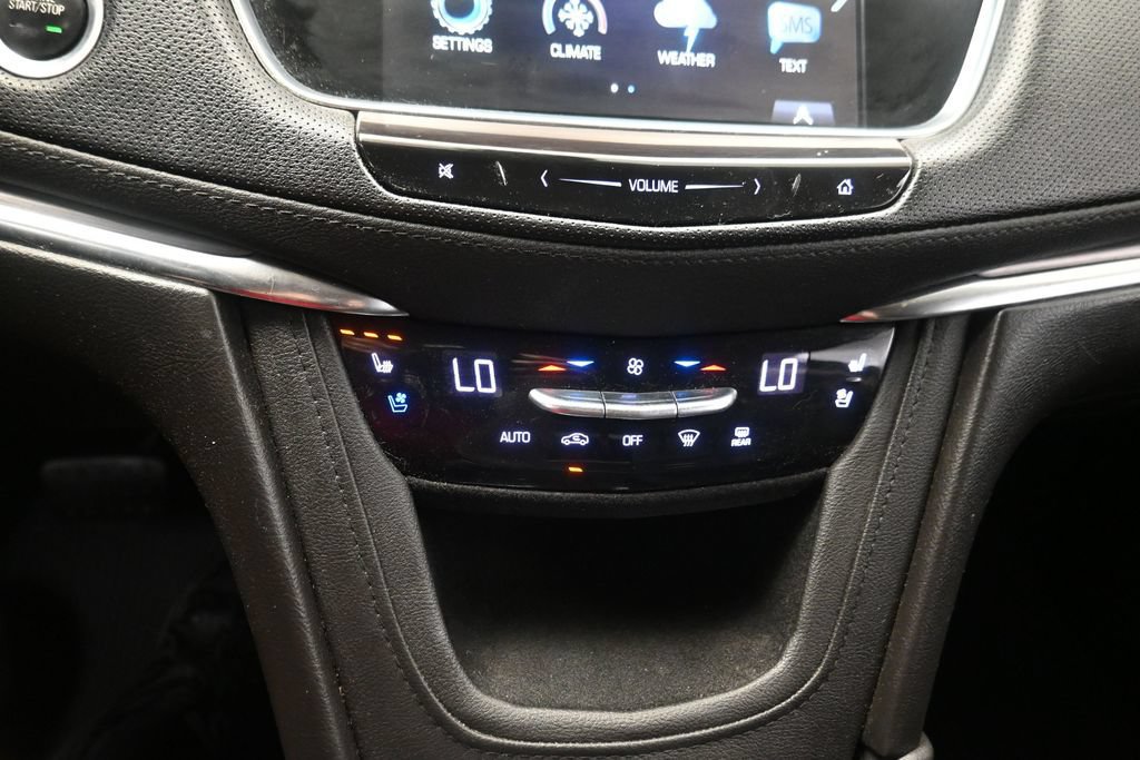 Used 2019 Cadillac XT5 Premium Luxury w/ Driver Assist Package FWD image 10