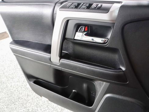 Used 2023 Toyota 4Runner SR5 Premium w/ Moonroof Package AWD/4WD image 23