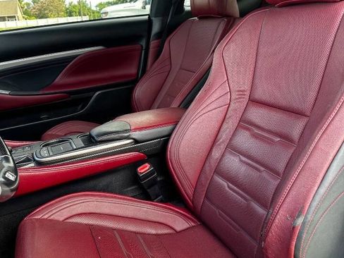 Used 2016 Lexus RC 200t image 10