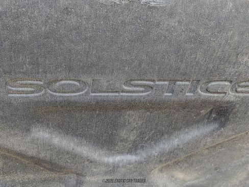 Used 2009 Pontiac Solstice GXP w/ Premium Package RWD image 38