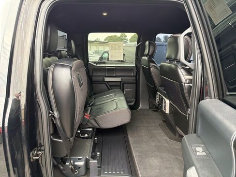 Used 2018 Ford F250 Platinum w/ FX4 Off-Road Package image 20