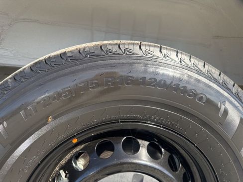 Used 2025 Mercedes-Benz Sprinter 2500 image 27