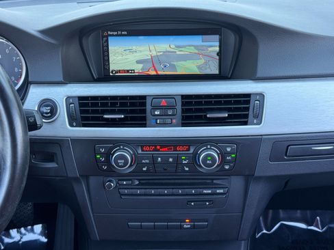 Used 2013 BMW M3 Coupe image 22