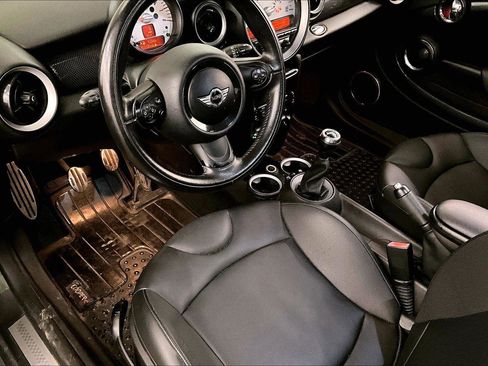 Used 2011 MINI Cooper S image 13