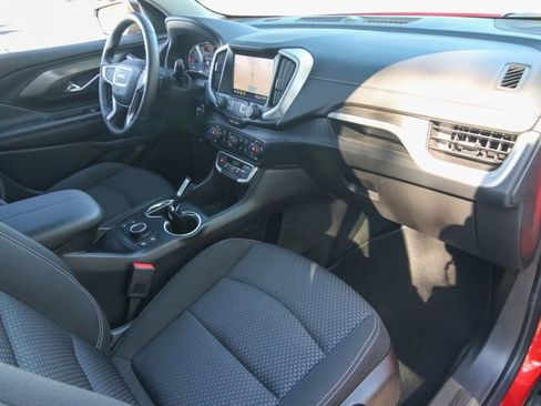 Used 2023 GMC Terrain SLE w/ Driver Convenience Package image 22