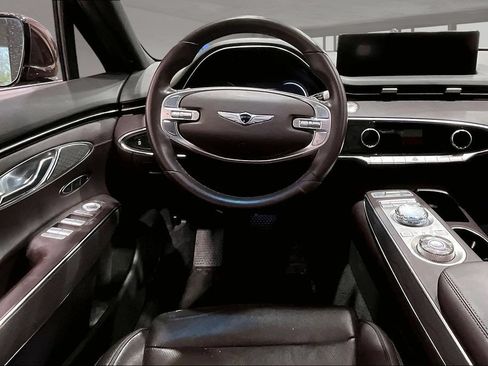 Used 2022 Genesis GV70 2.5T w/ Advanced Package AWD/4WD image 6