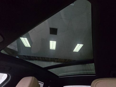 New 2026 Porsche Macan image 44