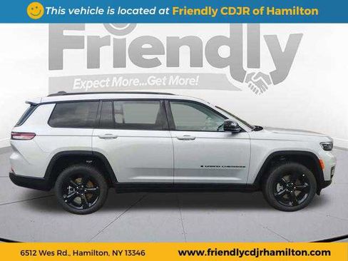 New 2025 Jeep Grand Cherokee L Limited w/ Black Appearance Package image 6