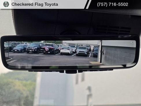 Used 2024 Toyota Tacoma Limited w/ Limited Package (LT) AWD/4WD image 25