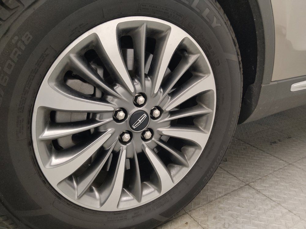 Used 2021 Lincoln Nautilus FWD w/ Equipment Group 101A image 31
