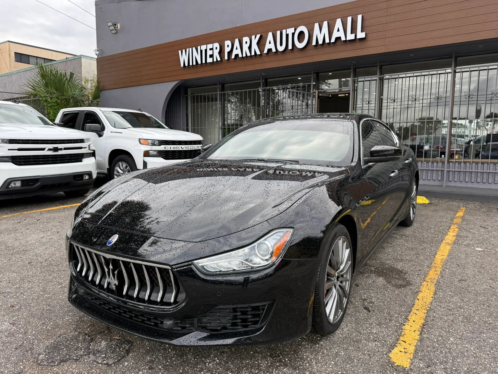 Used 2018 Maserati Ghibli RWD image 1