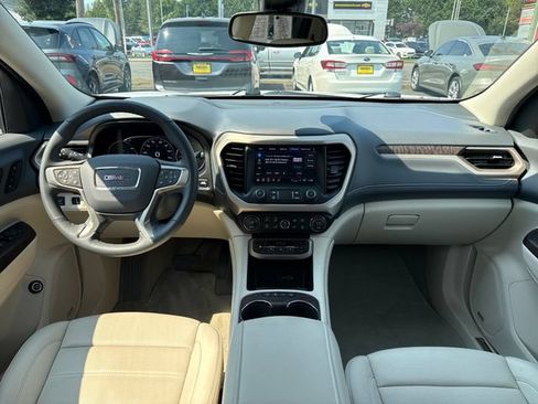 Used 2023 GMC Acadia Denali AWD/4WD image 11