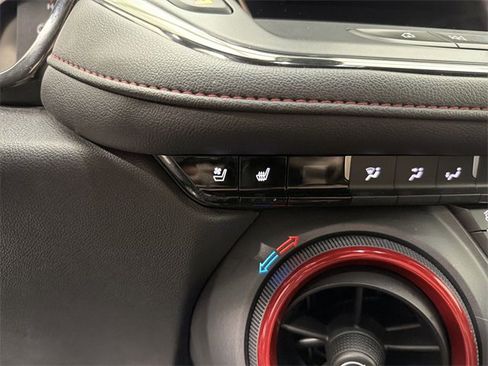 Certified 2023 Chevrolet Blazer RS w/ Driver Confidence II Package image 34