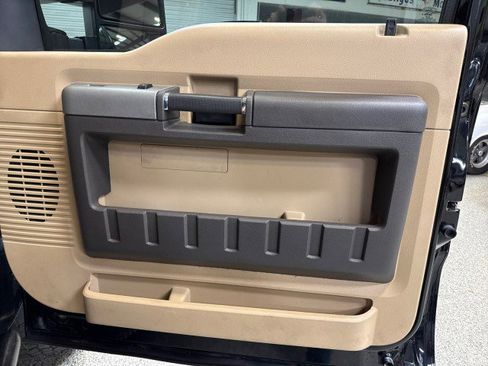 Used 2016 Ford F250 Lariat w/ Lariat Ultimate Package image 62