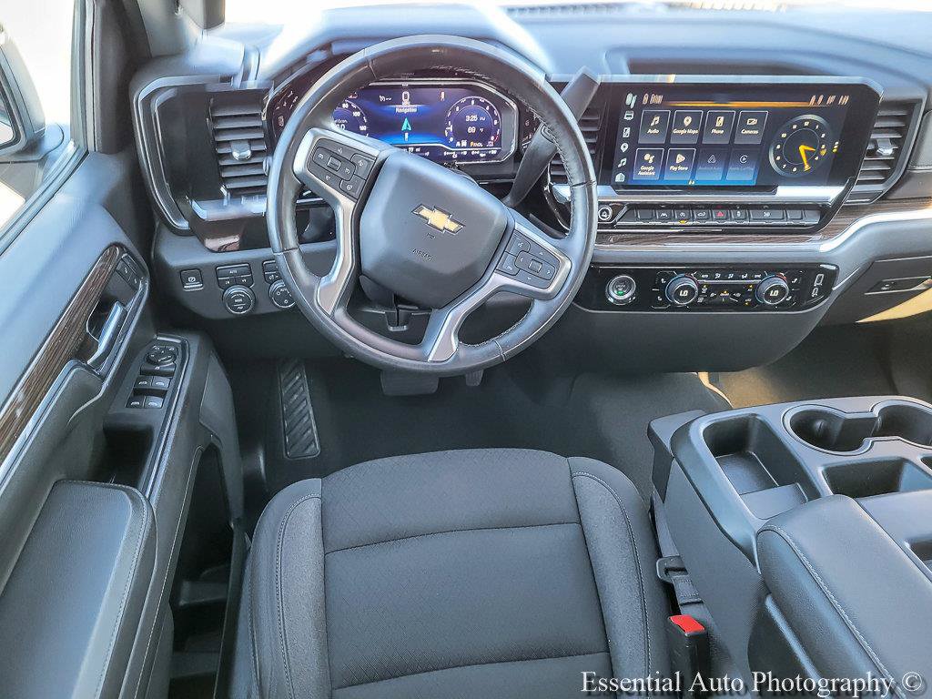 Used 2024 Chevrolet Silverado 1500 LT AWD/4WD image 15