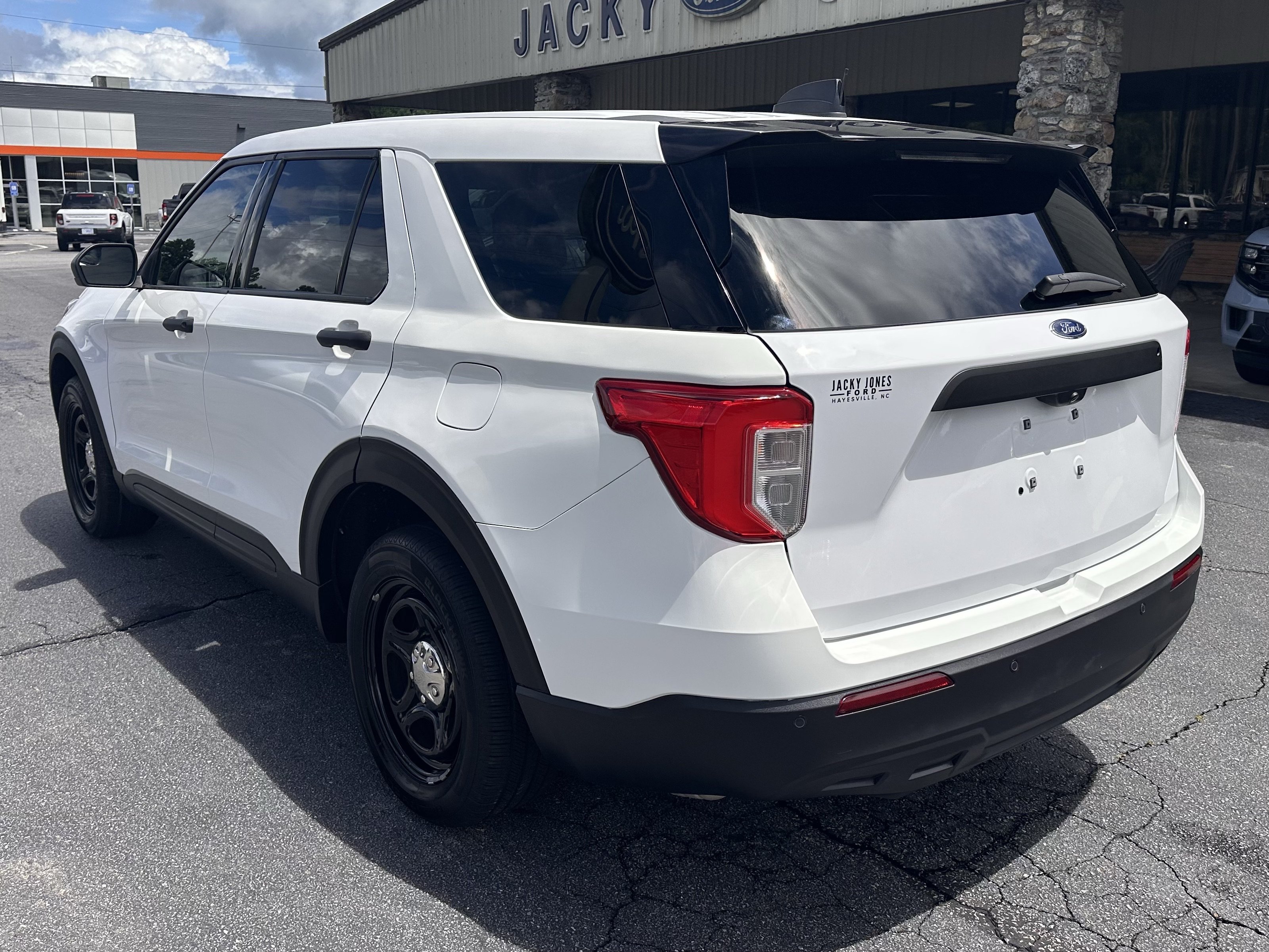 Used 2023 Ford Explorer 4WD Police Interceptor w/ Ultimate Wiring Package image 8