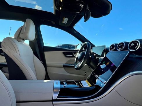 Certified 2026 Mercedes-Benz C 300 4MATIC Sedan image 10