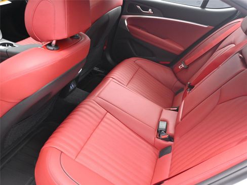 New 2026 Genesis G70 3.3T Sport Prestige image 7