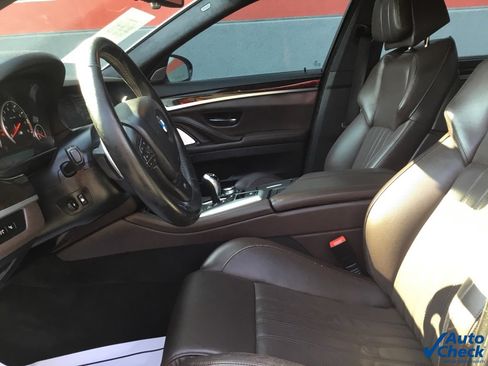 Used 2013 BMW M5 image 20