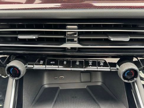 New 2026 Chevrolet Traverse Z71 w/ Driver Confidence Package AWD/4WD image 15