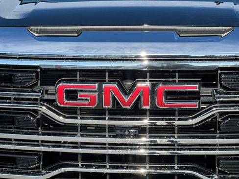 Used 2026 GMC Sierra 1500 SLT w/ SLT Premium Plus Package AWD/4WD image 44