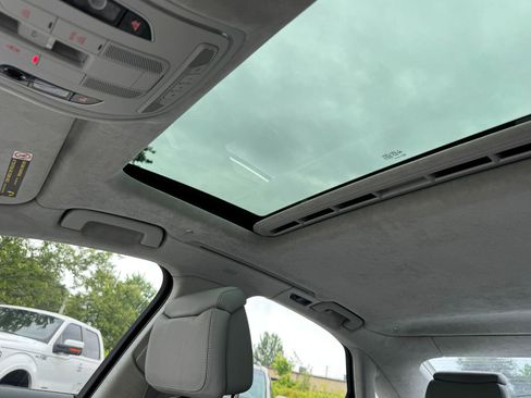 Used 2015 Audi A8 4.0T image 25