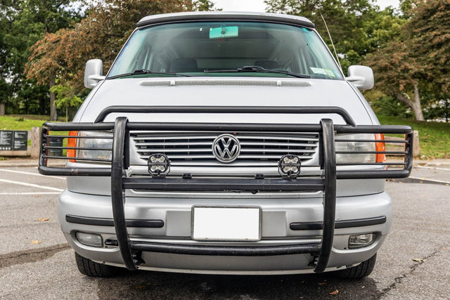 Used 2002 Volkswagen Eurovan MV FWD image 11