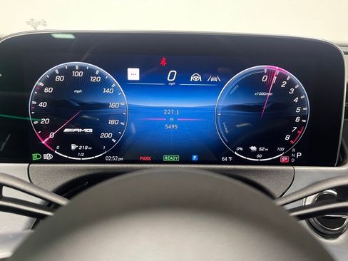 Certified 2025 Mercedes-Benz E 53 AMG e 4MATIC Sedan w/ Driver Assistance Package image 32