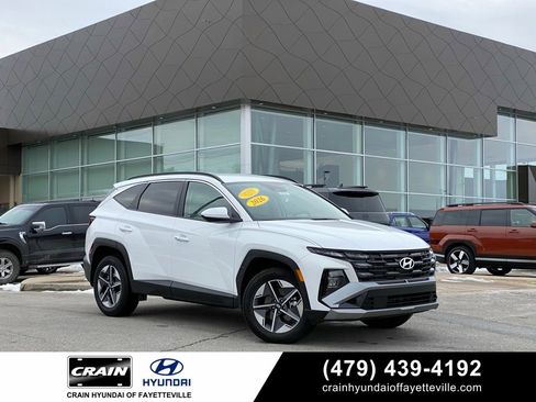 New 2026 Hyundai Tucson SEL image 1