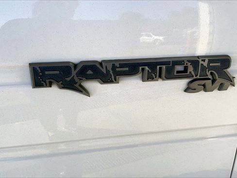 Used 2014 Ford F150 Raptor w/ Equipment Group 801A Luxury image 9