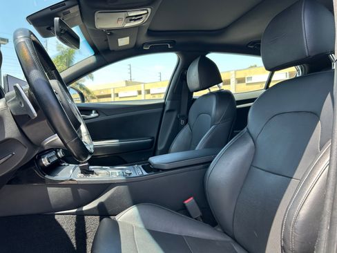 Used 2023 Kia Stinger GT-Line w/ Sun & Sound Package RWD image 20