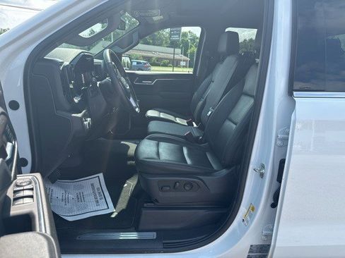 Certified 2025 GMC Sierra 1500 SLT image 15