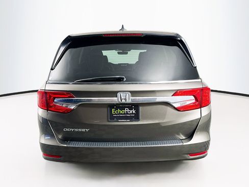 Used 2018 Honda Odyssey EX-L image 7