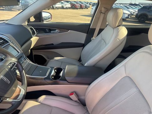 Used 2020 Lincoln Nautilus Reserve w/ Equipment Group 201A image 28